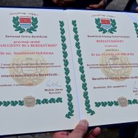 Przewodniczący Rady Miejskiej w Zatorze Stanisław Orlicki oraz Burmistrz Zatora Mariusz Makuch odznaczeni medalem Zasłużony dla Berekfürdő