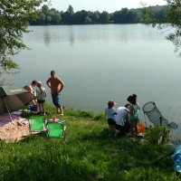 Zawody wędkarskie z okazji Dnia Dziecka