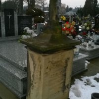 Odnowa dwóch zabytkowych nagrobków